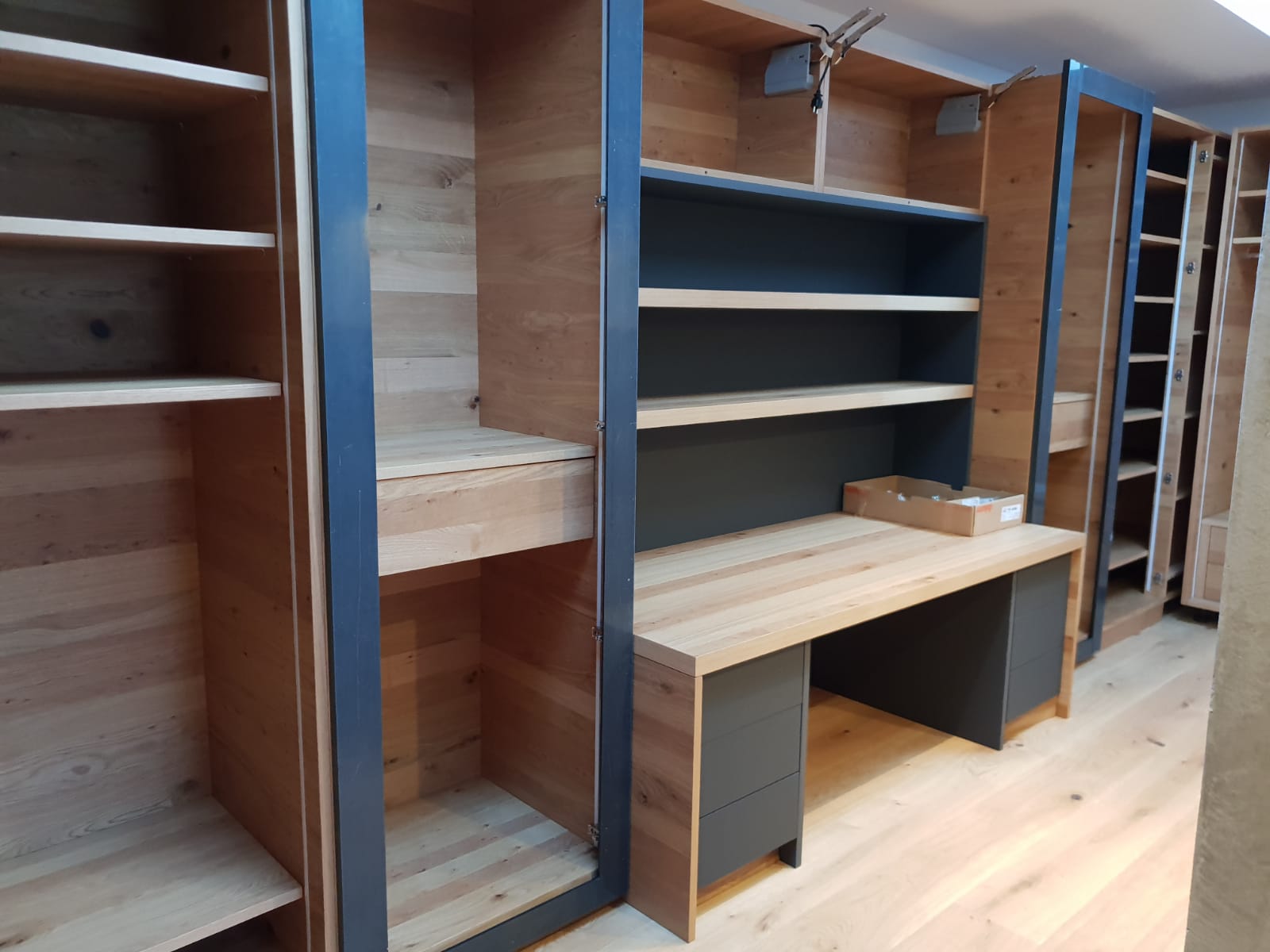 Luxe interieur met rustige architectuur